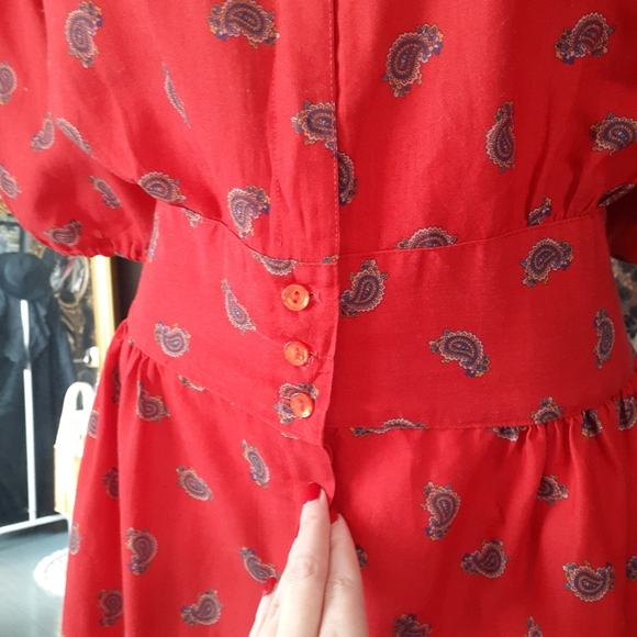 Vintage 1980's Red Paisley Print Midi Dress - Picture 11 of 16